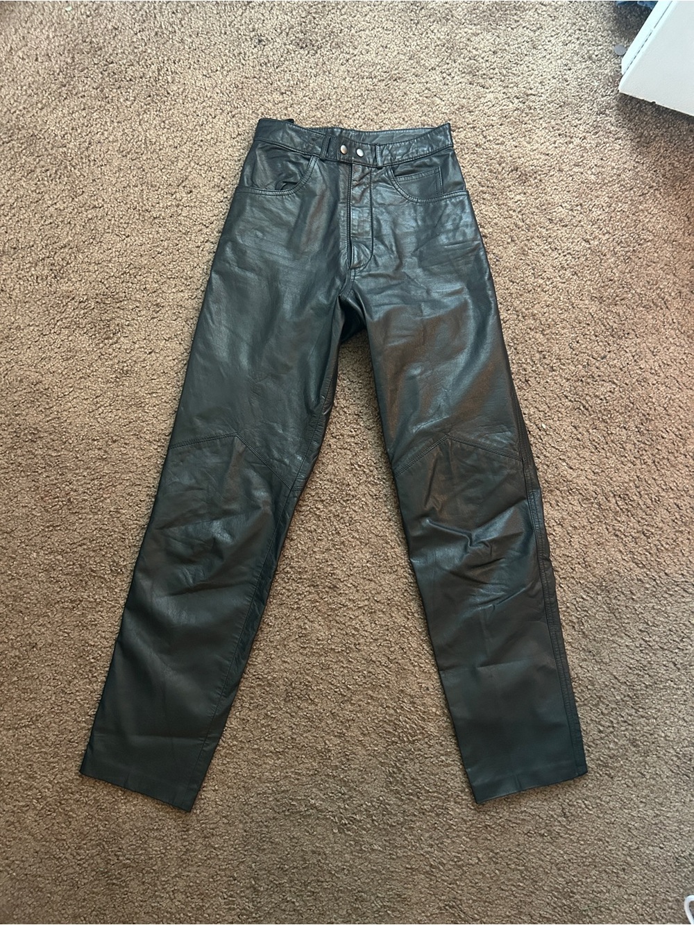 Leather Loft Black Leather Set - Classic Black